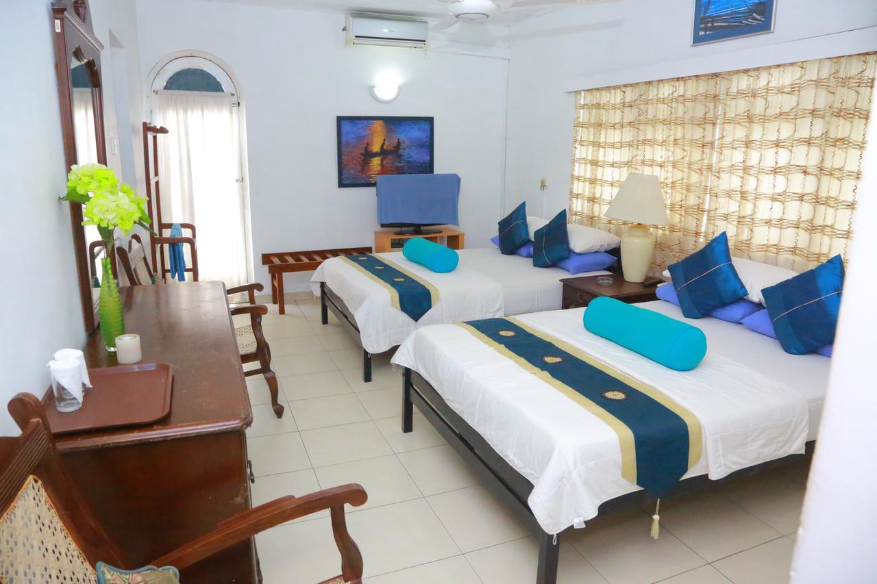 Ranveli Beach Resort Dehiwala-Mount Lavinia Exterior foto