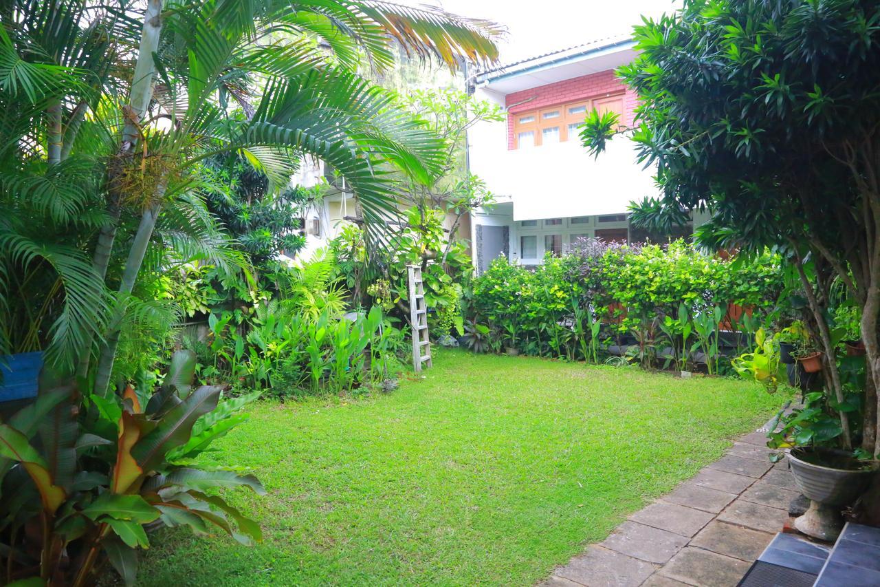 Ranveli Beach Resort Dehiwala-Mount Lavinia Exterior foto