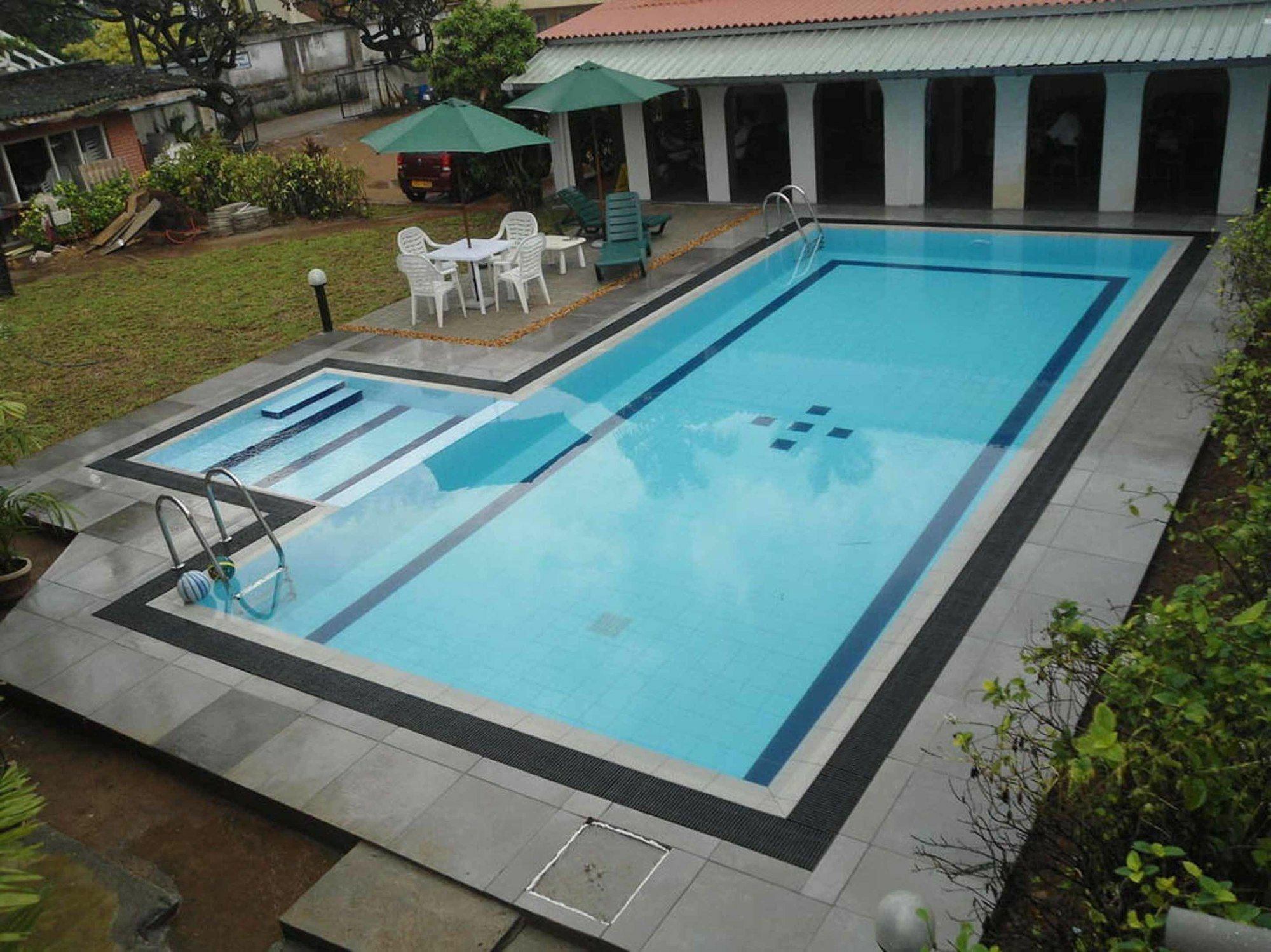 Ranveli Beach Resort Dehiwala-Mount Lavinia Exterior foto